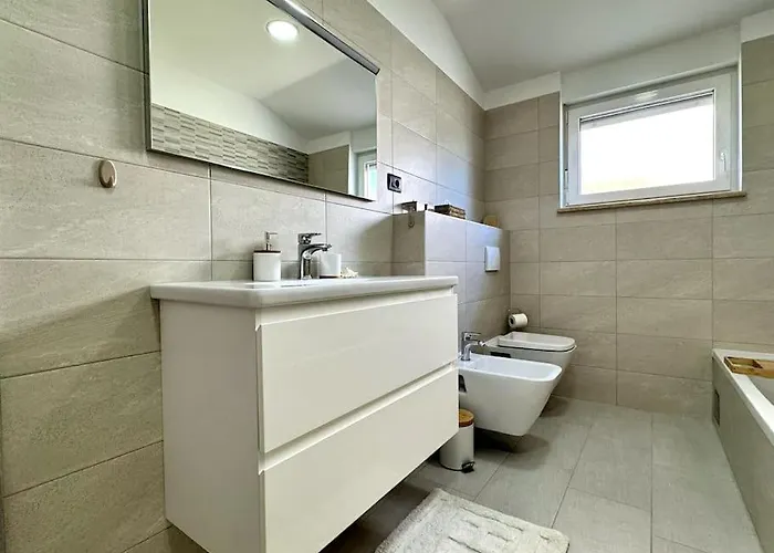 Boho Familienhaus 4 Sz, Strand, Zentrum Fusslaeufig * Fažana